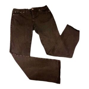 Women’s straight leg Size 10P No rips, stains, or tears.